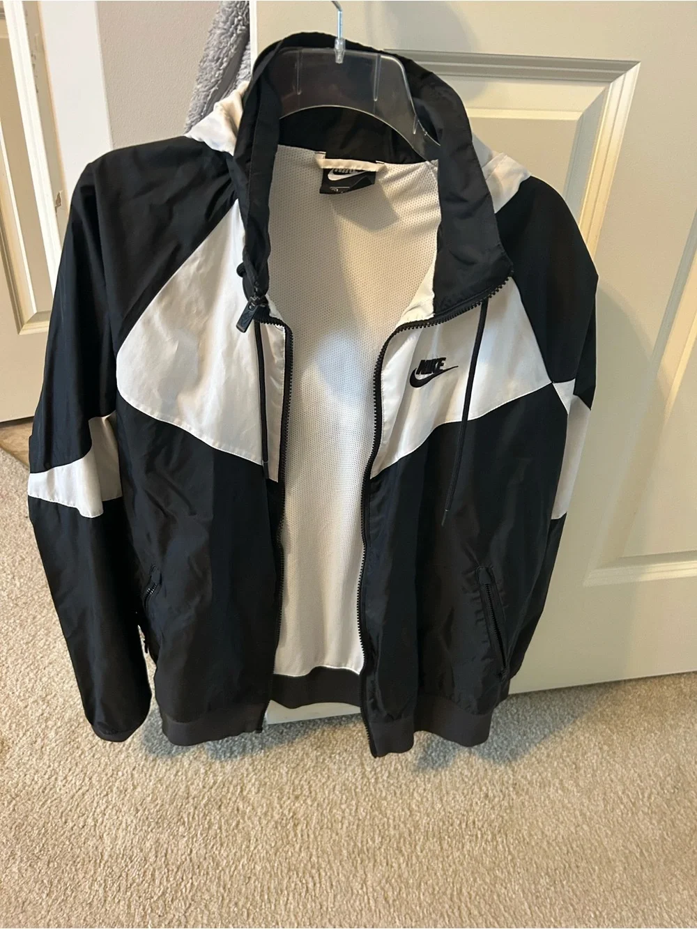 Nike Black and White Hooded Windbreaker Jacket